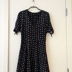 19 Cooper Navy Rosebud Floral Dress | S